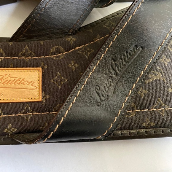 Louis Vuitton thong leather sandals monogram 7.5 Italy flats flip flops LV mules - Picture 9 of 9